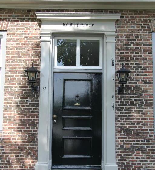 مبيت وإفطار De Oude Pastorie