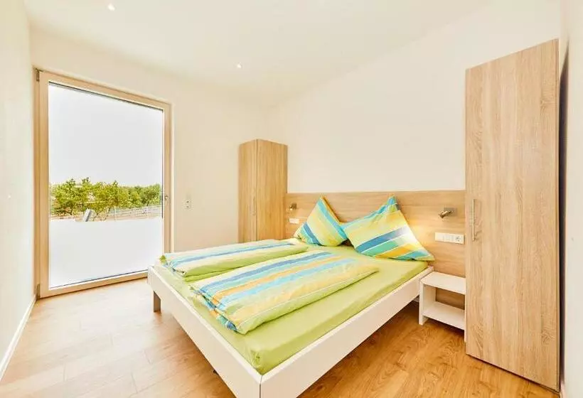 ベッドアンドブレックファースト Wein Quartier Leo Pazen