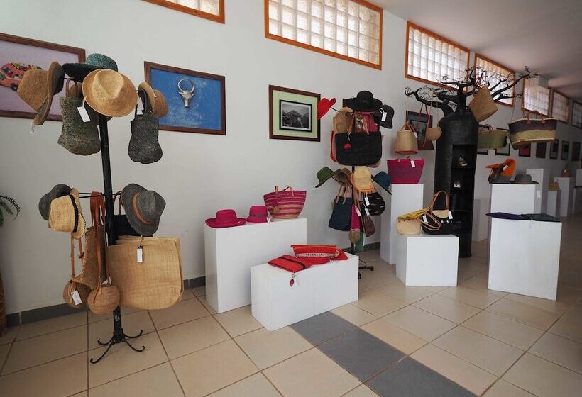 هتل Gassy Country House