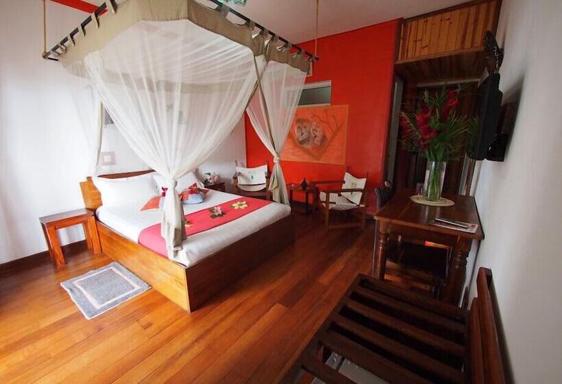 هتل Gassy Country House