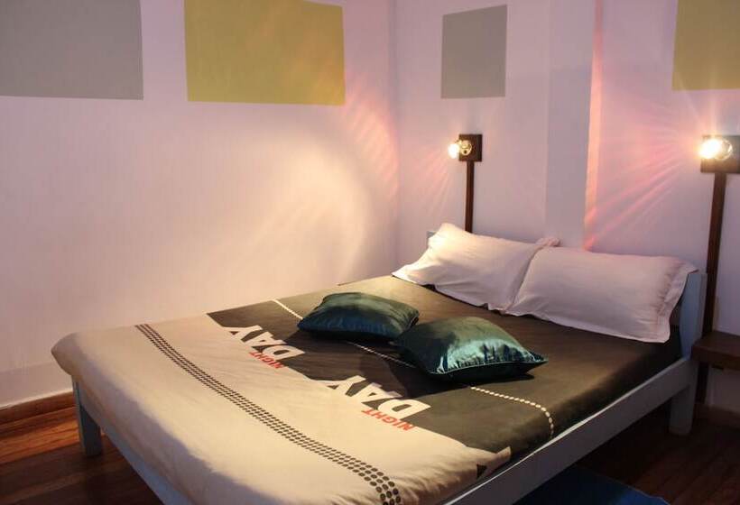 هتل Gassy Country House