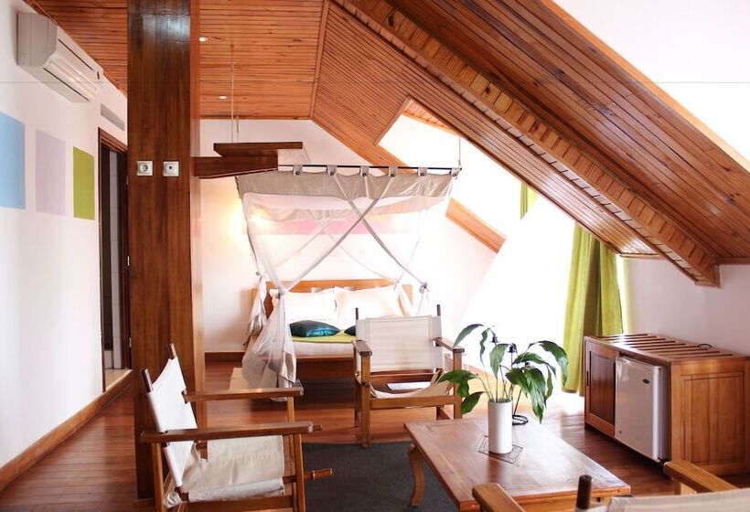 هتل Gassy Country House