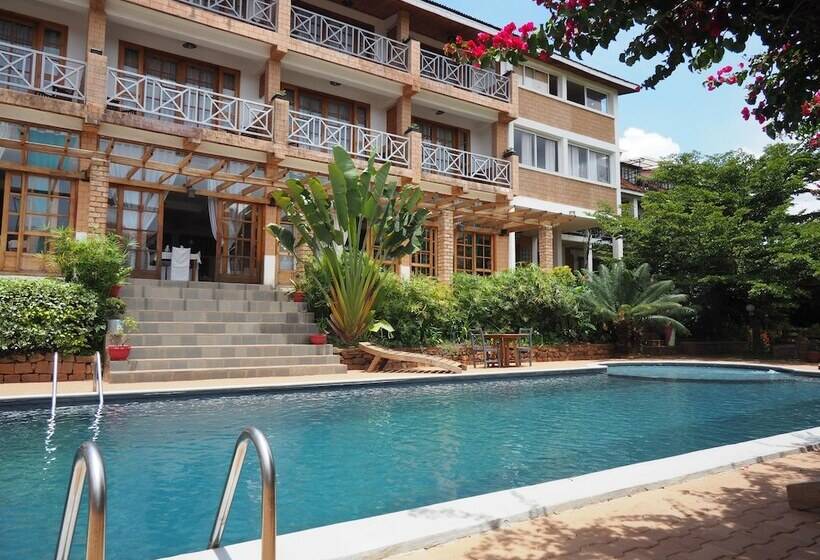 هتل Gassy Country House