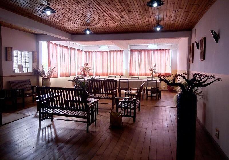 هتل Gassy Country House