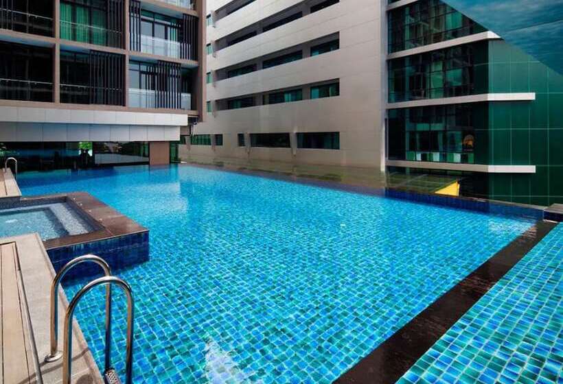 The Klagan Riverson Hotel & Residence