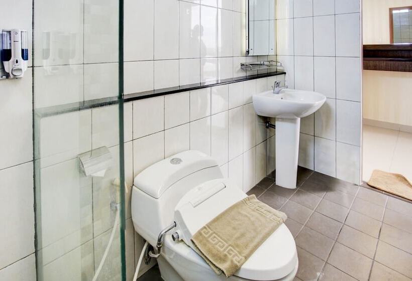 Collection O Hotel Igloo