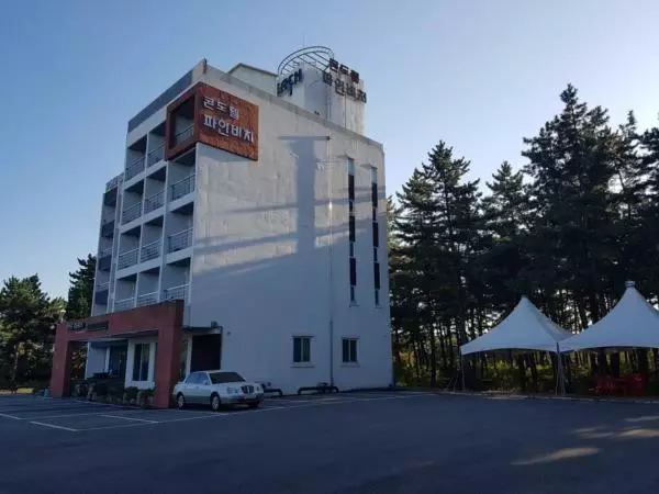 Motel Pine Beach