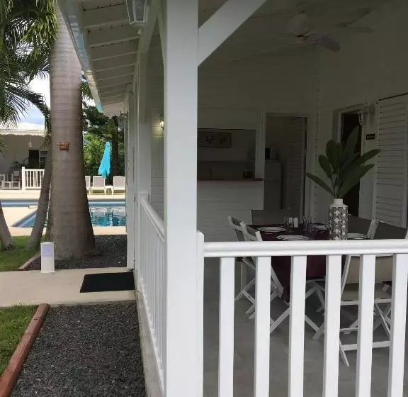 Aamiaismajoitus (B&B) Chambres D Hôtes Chez Flo