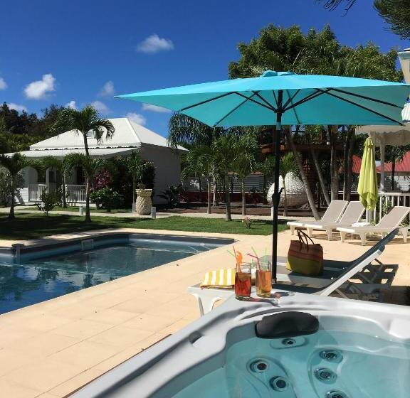 تختخواب و صبحانه Chambres D Hôtes Chez Flo