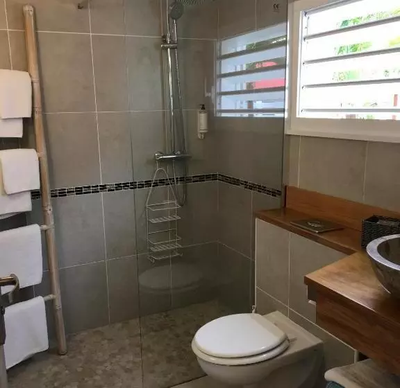 Aamiaismajoitus (B&B) Chambres D Hôtes Chez Flo