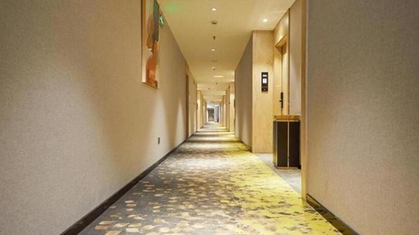 Отель Greentree Inn Nantong Textile City Bus Station Express