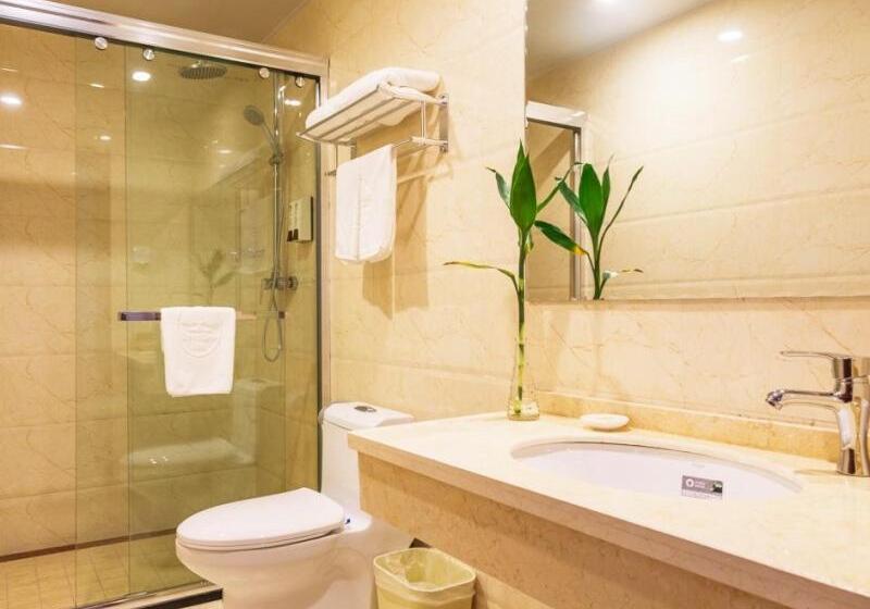 Отель Greentree Inn Jiangsu Wuxi Jiangyin Huashi Avenue Huaxi Village Business