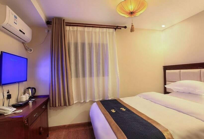 Otel Moon Reflection River Lnn