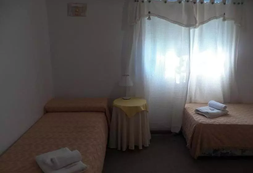 Hotelli Acantilado
