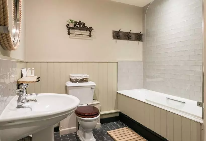 Hotel The Angel & Blue Pig