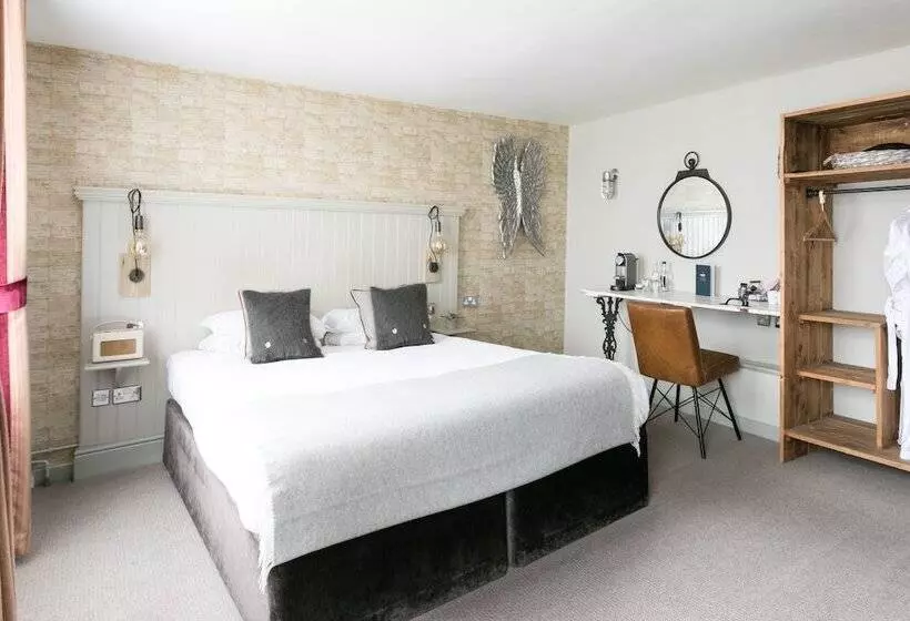 Hotel The Angel & Blue Pig