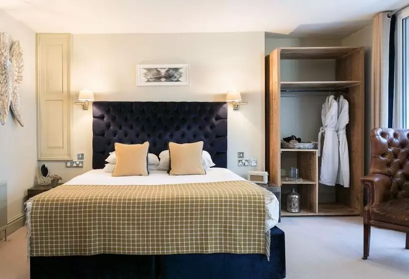 Hotel The Angel & Blue Pig