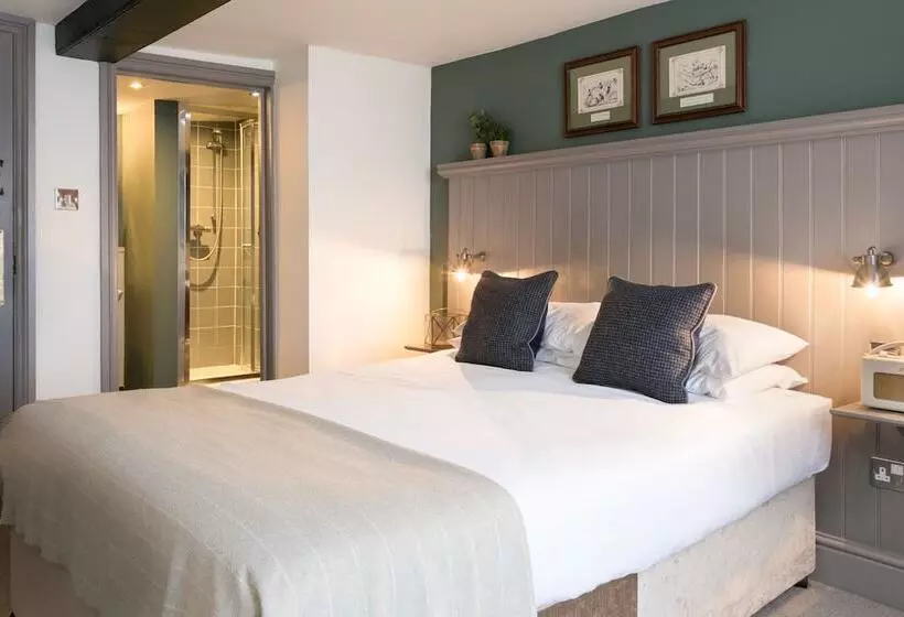 Hotel The Angel & Blue Pig