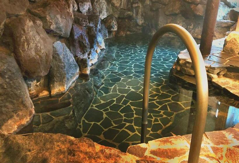 ריוקאן Midorien