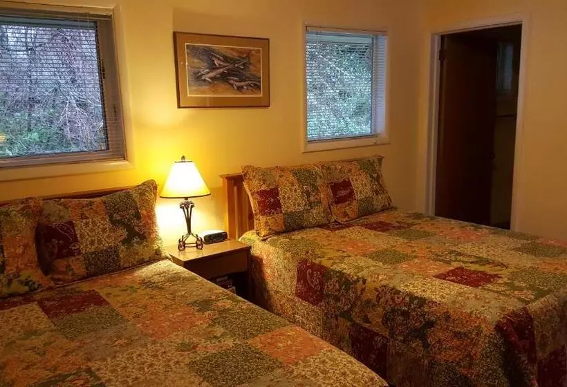 Quillayute River Resort