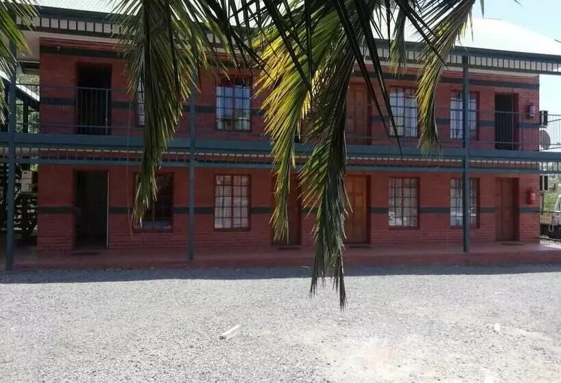 Aamiaismajoitus (B&B) The Cannon Lodge