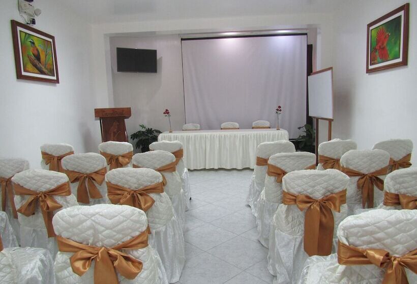 هتل Alojamiento El Cardenal