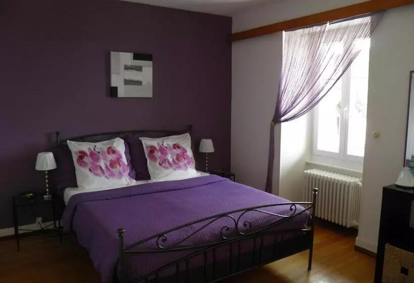 ホテル Auberge Au Cavalier