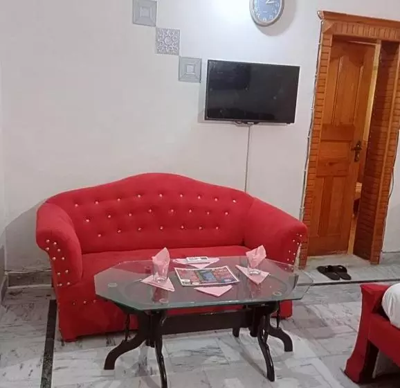 هتل Orion International Guest House