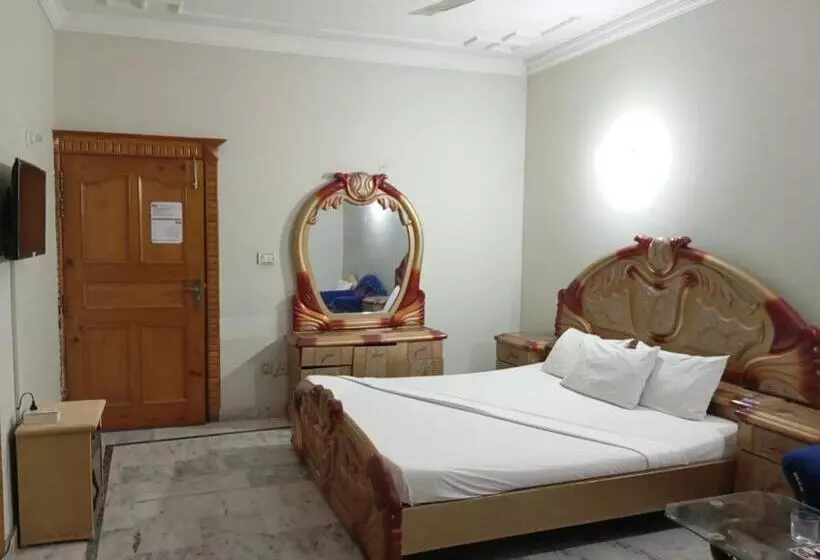 هتل Orion International Guest House