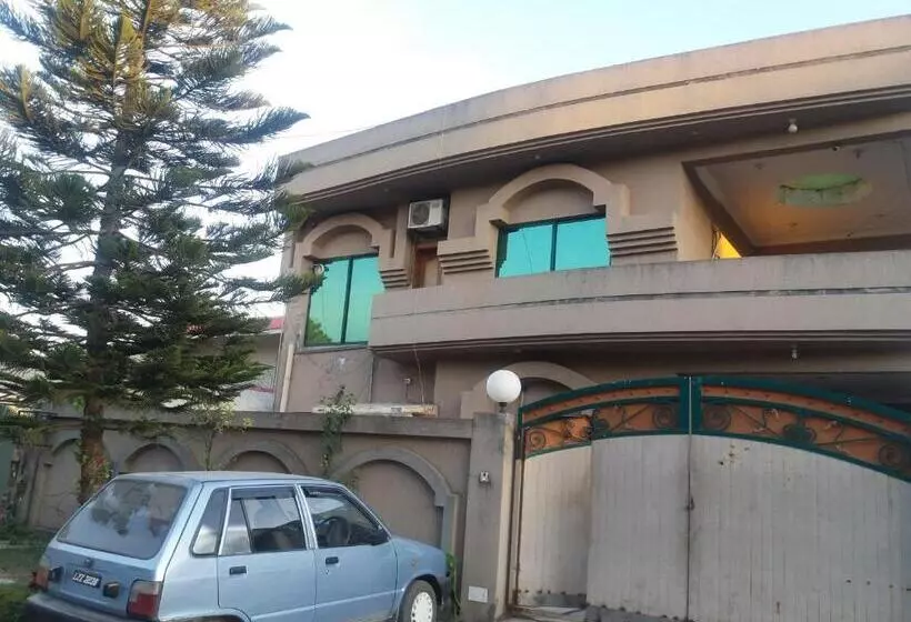 هتل Orion International Guest House