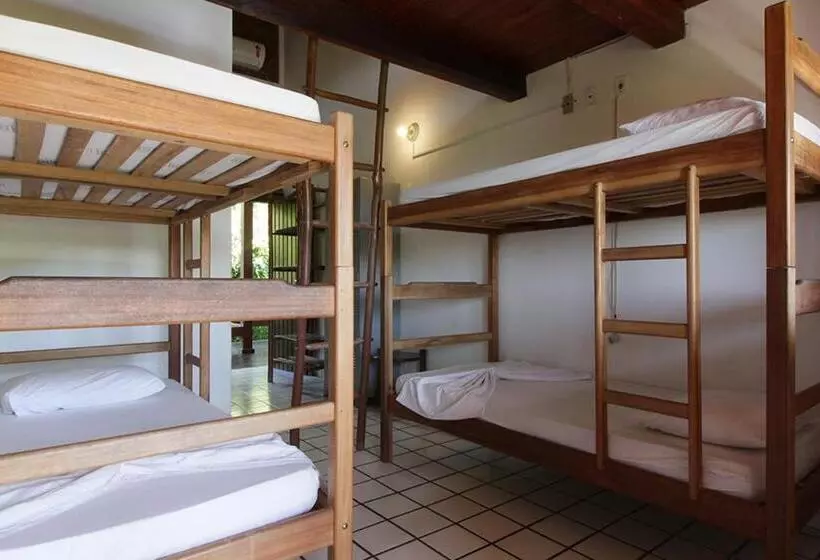 Novos Baianos Hostel E Pousada