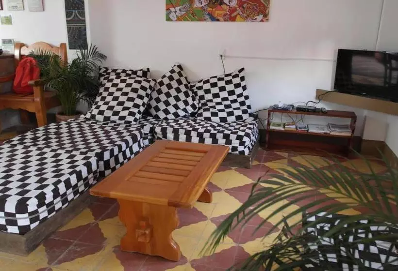 Sergeant Pepper S Hostel