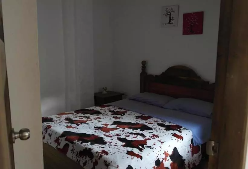 Sergeant Pepper S Hostel