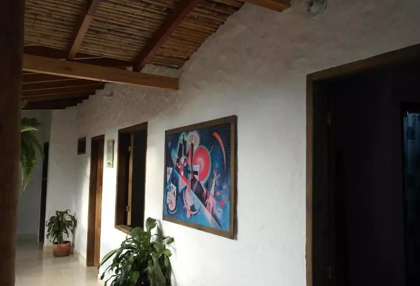 Sergeant Pepper S Hostel