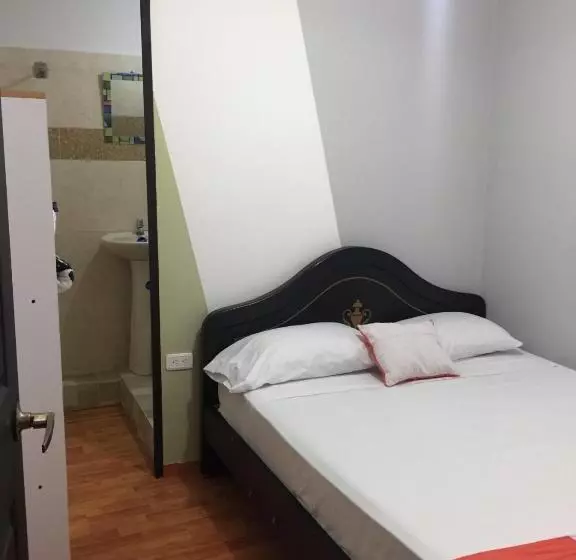 Yellow Hotel Maraya