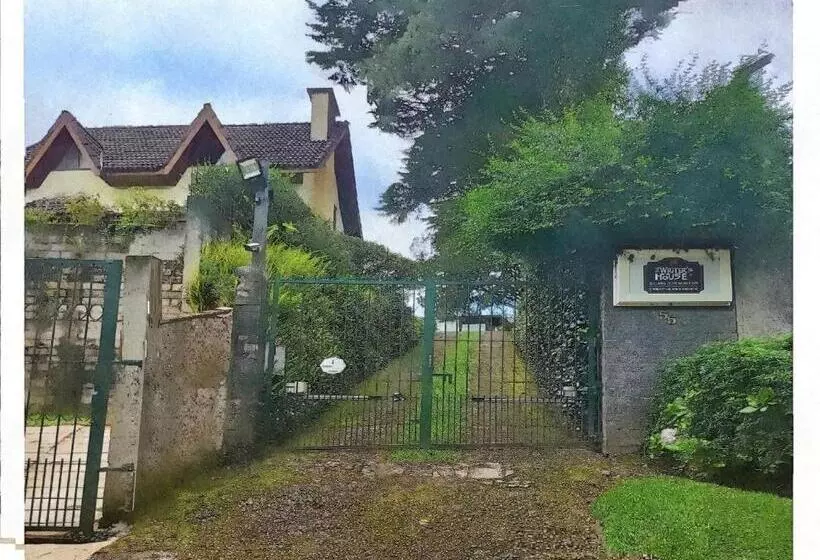 Aamiaismajoitus (B&B) The Writer S House