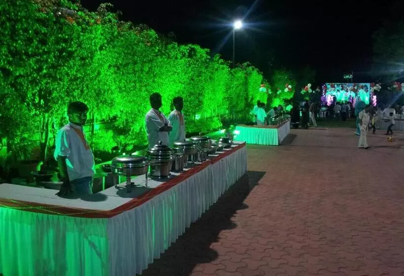 Hotel Ayodhya
