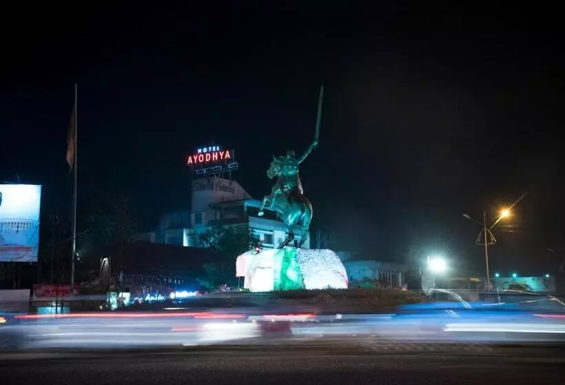 Hotel Ayodhya