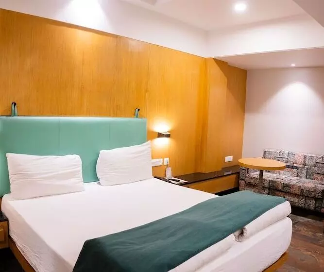 Jain S Hotel Rajhans