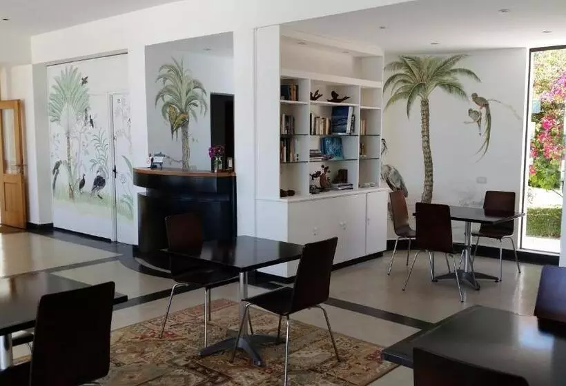 Hotelli Posada De Los Pajaros