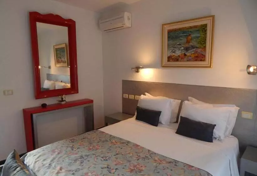 Hotelli Posada De Los Pajaros