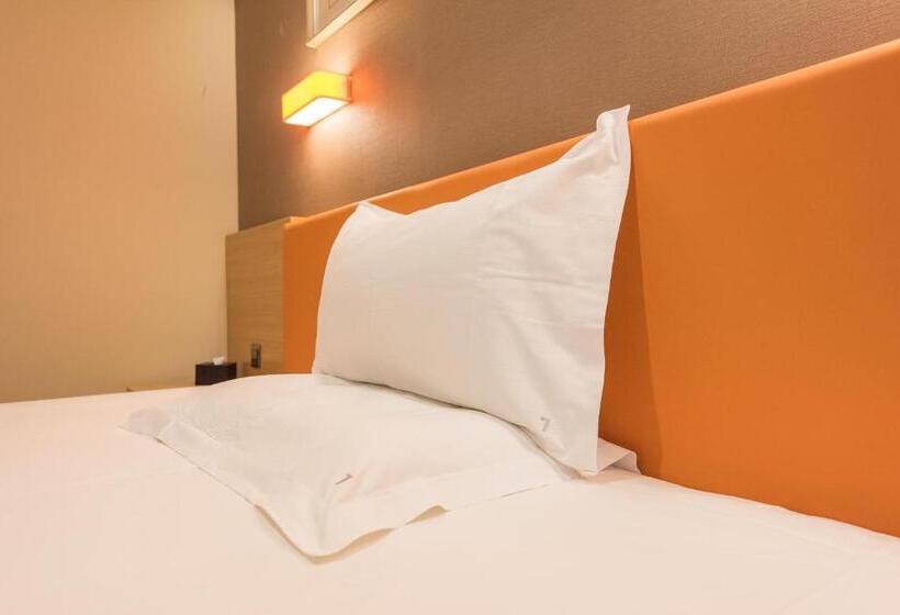 Iu Hotel Beijing West Coach Station Liuliqiao East Metro Station