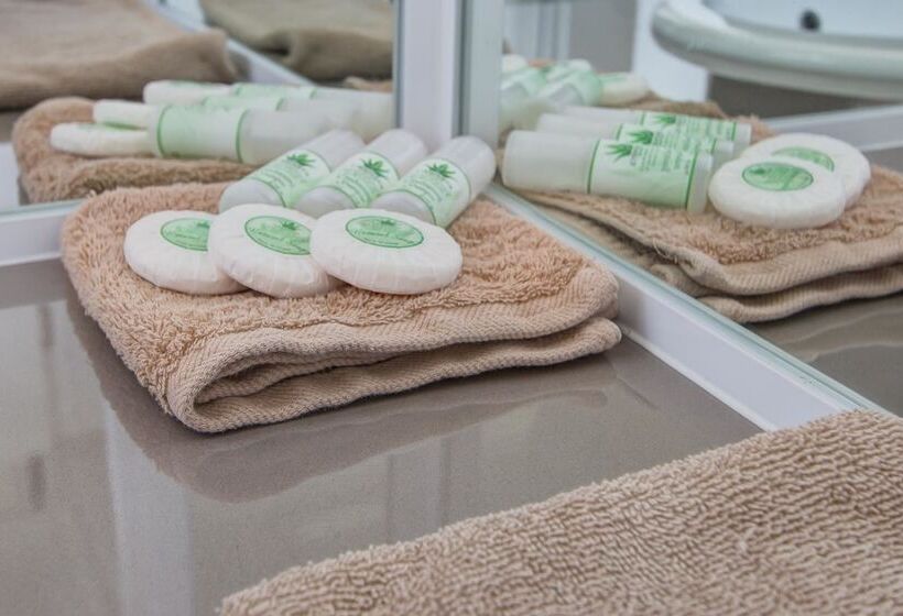 מוטל Galaxy Mackay Motor Inn