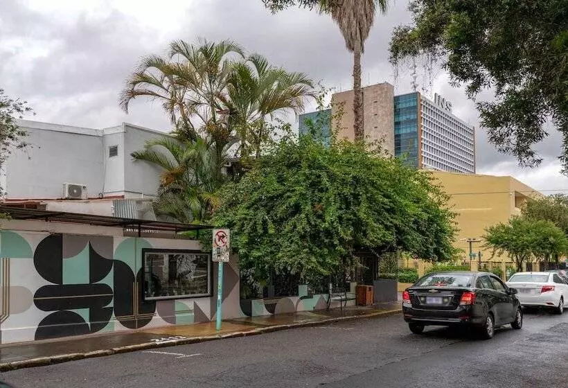 ユースホステル Selina San Jose