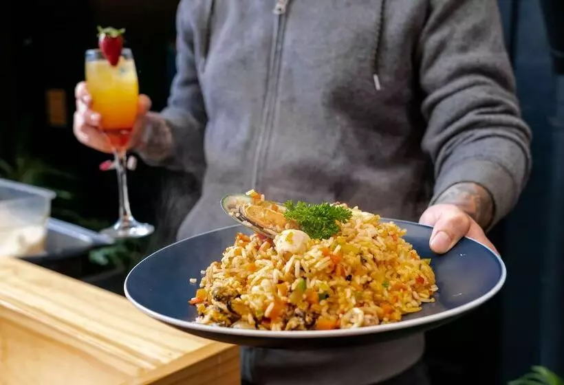 ユースホステル Selina San Jose