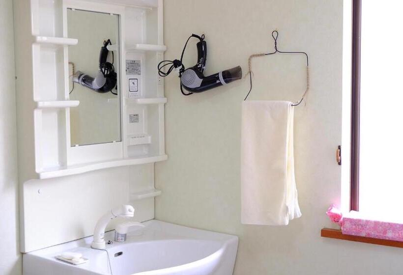 فندق صغير Takamatsuguesthouse Akane