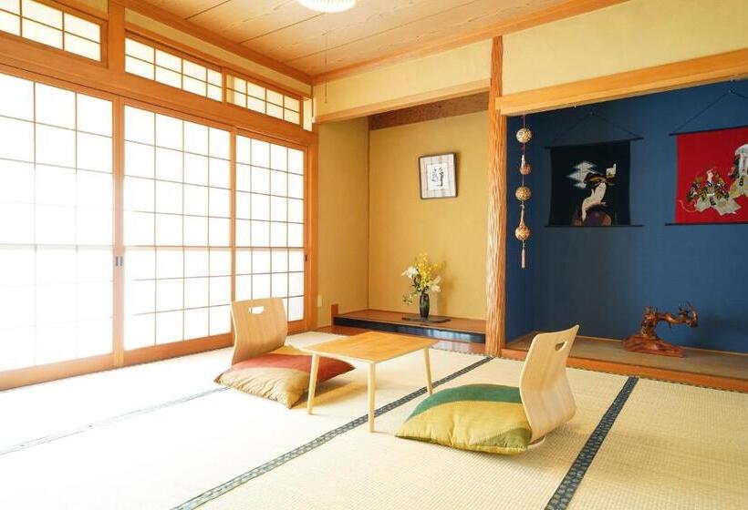 فندق صغير Takamatsuguesthouse Akane