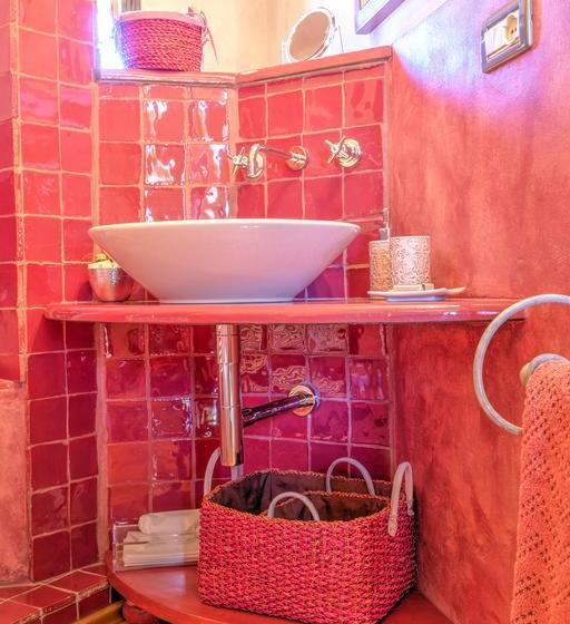 تختخواب و صبحانه Relais Di Alice Adults Only