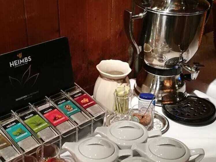 ホテル Adler Garni