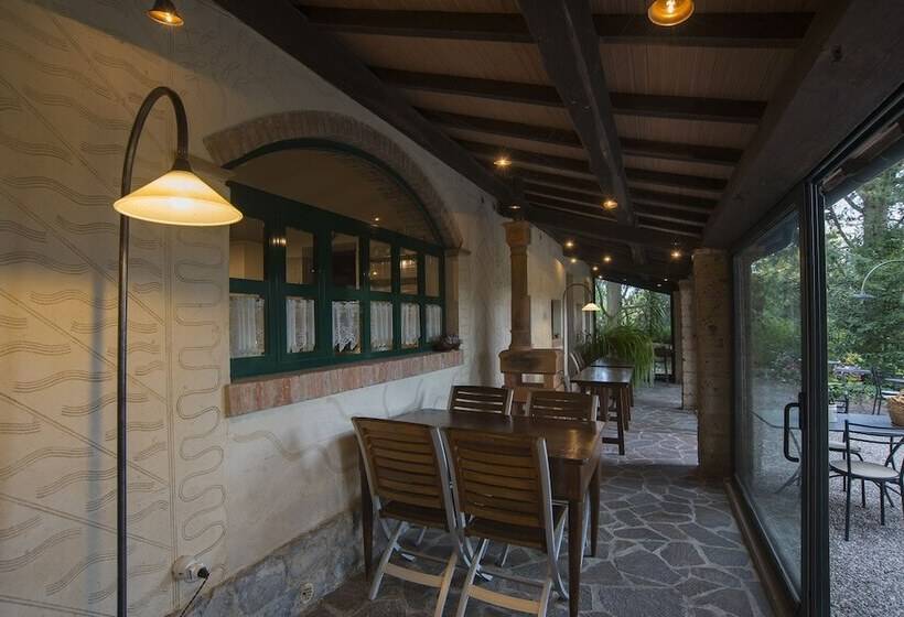 Hotel Castello Di Proceno Albergo Diffuso In Dimora D'epoca